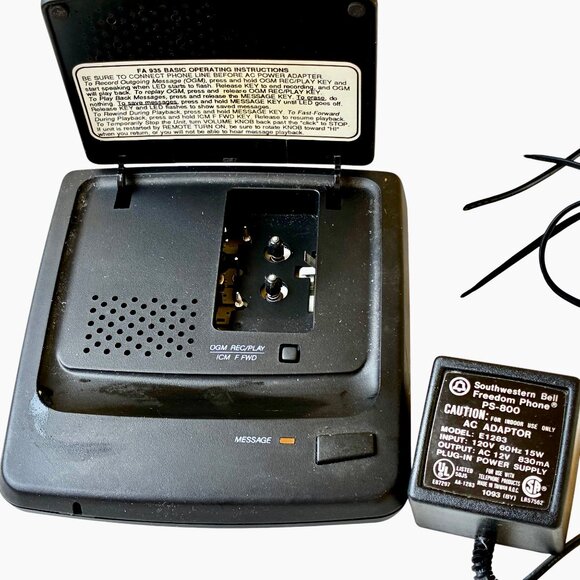 Southwestern Bell FA 935 Microcassette Telephone Answering Machine - Picture 7 of 9